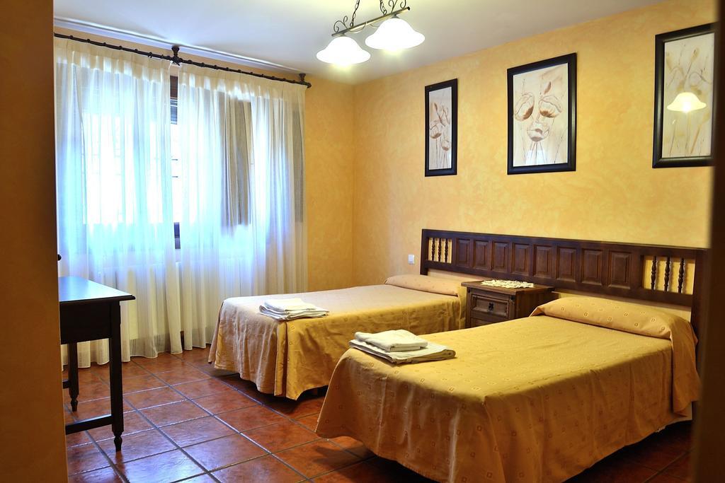La Casa De Las Parrillas Guest House Canamares ภายนอก รูปภาพ